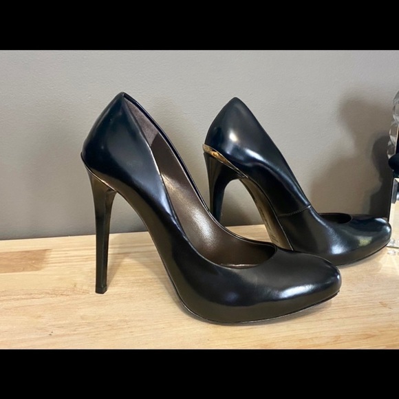 🔻SALE🔻ROBERTO CAVALLI🔹EXCELLENT CONDITION • BLACK LEATHER • AUTHENTIC - Picture 4 of 10